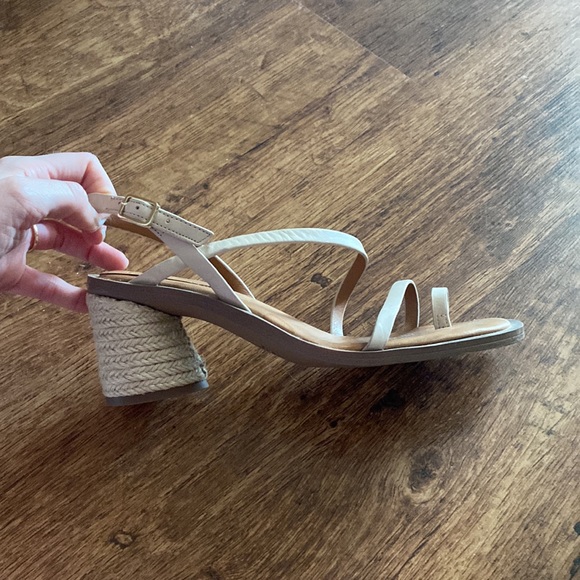 Summer wicker sandals. - Picture 6 of 8